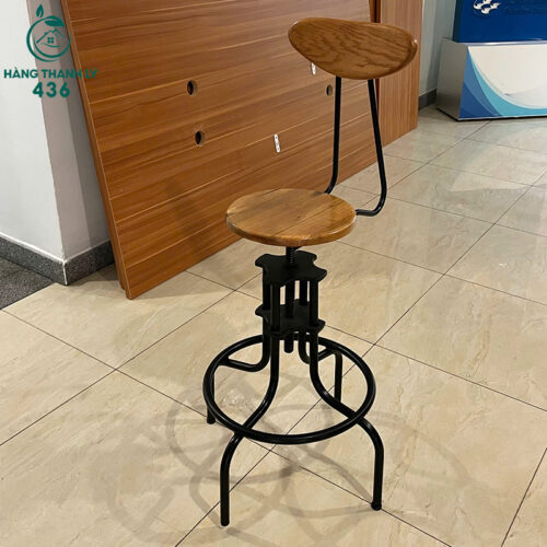 ghe bar cu ngoi cao co tua go cong thoai mai 2