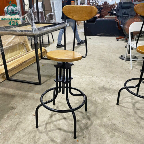 ghe bar cu ngoi cao co tua go cong thoai mai 6