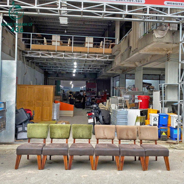 ghe cafe cu chan go lung tua don gian kich thuoc nho gon 6