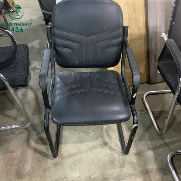 ghe-chan-quy-cu-khung-sat-dem-da-em (2) ghe chan quy cu khung sat dem da em 2