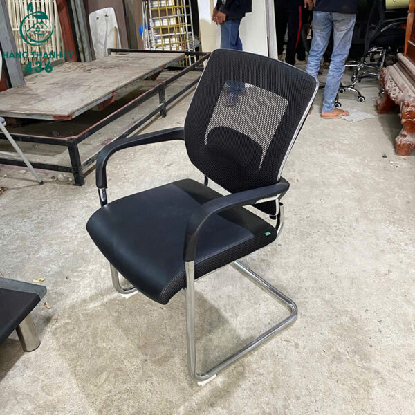 ghe-chan-quy-cu-lung-luoi-mau-den-chong-nong-thoang-khi (1) ghe chan quy cu lung luoi mau den chong nong thoang khi 1