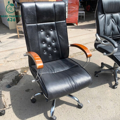 Ghế Giám Đốc Da Đen Tay Gỗ Cũ Sang Trọng 3 ghe giam doc da den tay go cu sang trong 1