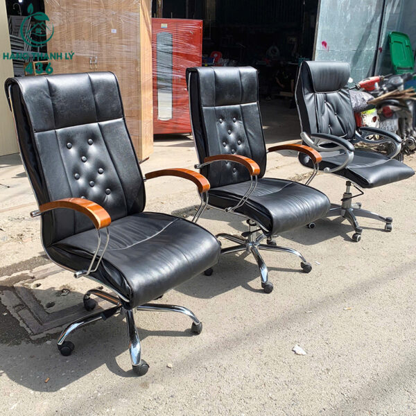 ghe-giam-doc-da-den-tay-go-cu-sang-trong (2) ghe giam doc da den tay go cu sang trong 2