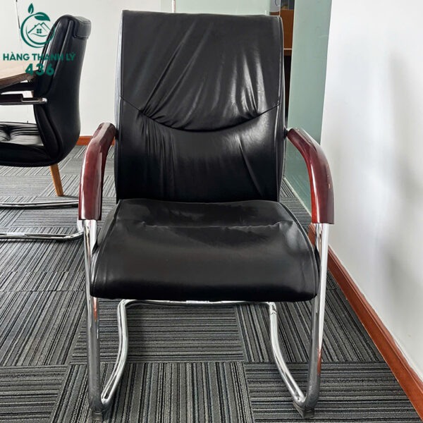 ghe-lam-viec-chan-quy-cu-da-den-tay-go-sang-trong (1) ghe lam viec chan quy cu da den tay go sang trong 1