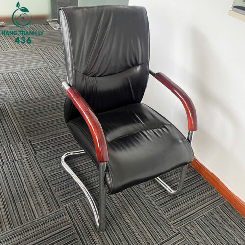 Ghế Làm Việc Chân Quỳ Cũ Da Đen Tay Gỗ Sang Trọng 4 ghe lam viec chan quy cu da den tay go sang trong 2