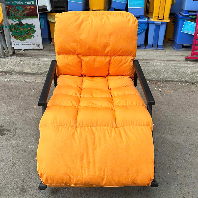 ghe-thu-gian-cu-dem-vai-long-vu-em-ai-khung-kim-loai-ben-3 Ghế Thư Giãn Cũ Màu Cam Điều Chỉnh Được Nhiều Tư Thế Nằm
