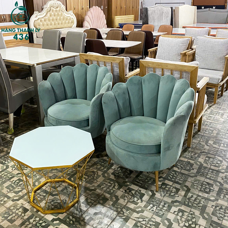 ghe-thu-gian-cu-lung-hinh-vo-so-co-nem-day-em-ai-kem-ban-2 Ghế Thư Giãn Cũ Lưng Hình Vỏ Sò Có Nệm Dày Êm Ái Kèm Bàn