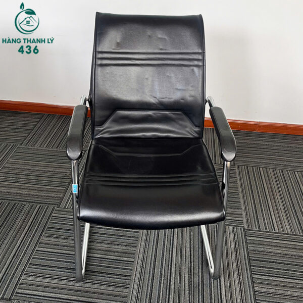 ghe van phong cu tay vin boc da tua lung thiet ke soc ngang 3