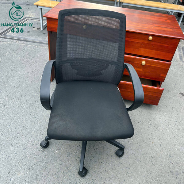 ghe xoay van phong cu lung luoi thoang khi hang govi 4