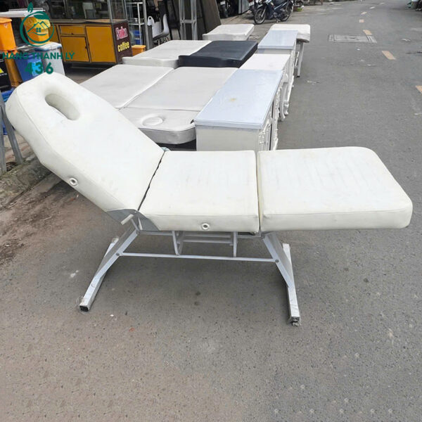 Giường Massage Cũ 1M7X65CM Có 3 Khúc Điều Chỉnh Tư Thế Linh Hoạt
