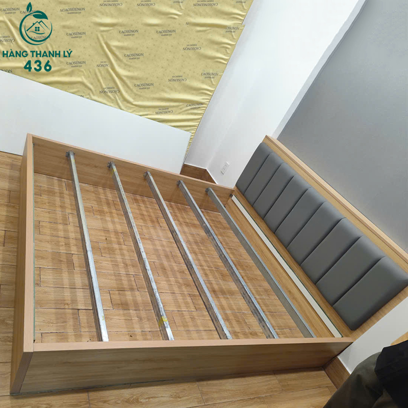 giuong-ngu-cu-1m6-dau-giuong-boc-nem-da-mau-xam-1 Giường Ngủ Cũ 1m6 Đầu Giường Bọc Nệm Da Màu Xám