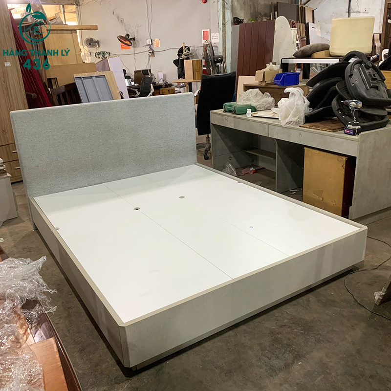 giuong-ngu-cu-1m6x2m-mau-trang-dau-giuong-boc-vai-1 Giường Ngủ Cũ 1M6x2M Màu Trắng Đầu Giường Bọc Vải