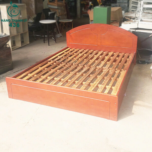 Giường Ngủ Cũ Gỗ Màu Nâu Đỏ 1M6X2M Khung Chắc Chắn Giá Rẻ
