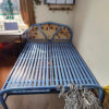 Giường Sắt Cũ 1M6X2M Màu Xanh Có Đầu Giường In Hoa Nhẹ Nhàng