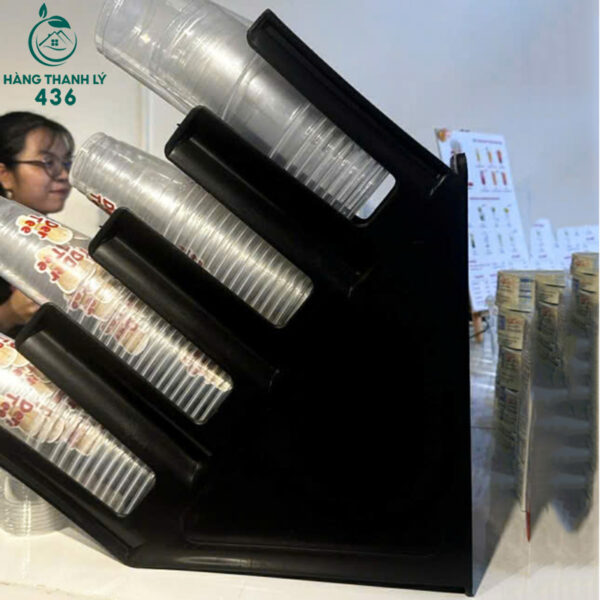 ke dung ly cu mau den 4 tang tien loi cho quay bar