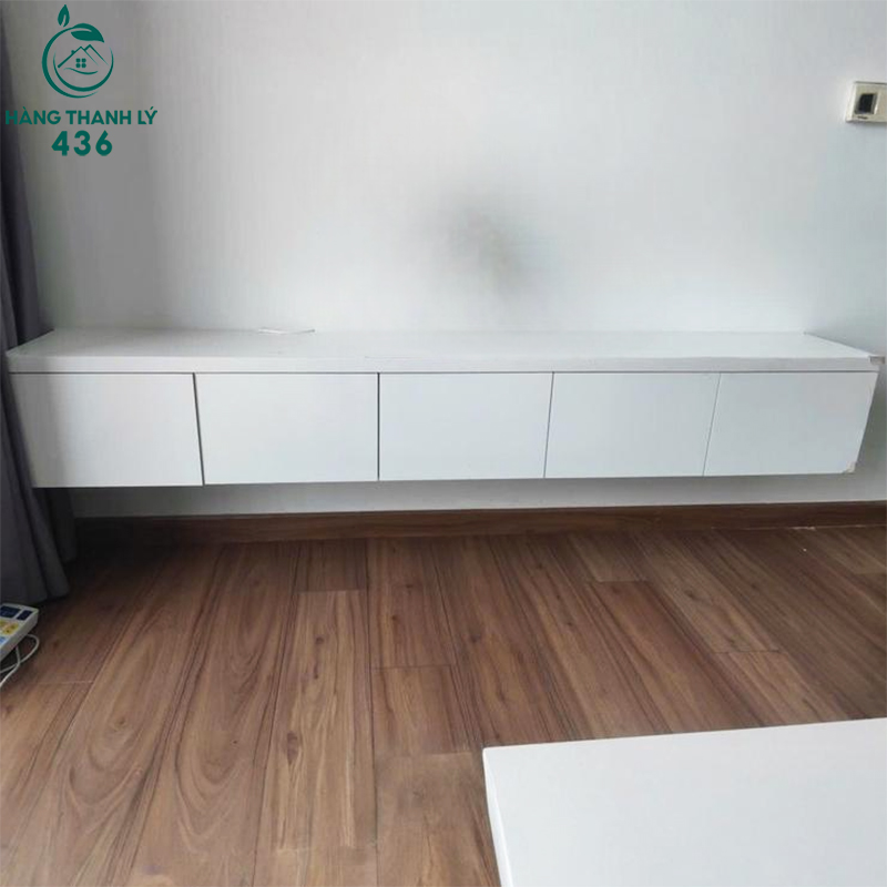 ke-tivi-cu-treo-tuong-5-ngan-keo-2mx30cm-thiet-ke-mau-trang-1 Kệ Tivi Cũ Treo Tường 5 Ngăn Kéo 2MX30CM Thiết Kế Màu Trắng