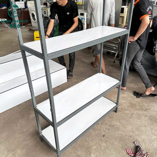 Kệ Trưng Bày Cũ 1MX2M4 Có Nhiều Ngăn Hở Với Tone Màu Trắng