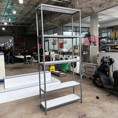 Kệ Trưng Bày Cũ 1MX2M4 Có Nhiều Ngăn Hở Với Tone Màu Trắng