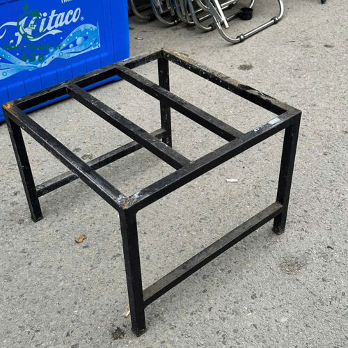 khung sat cu vuong chac chan kich thuoc nho gon 3