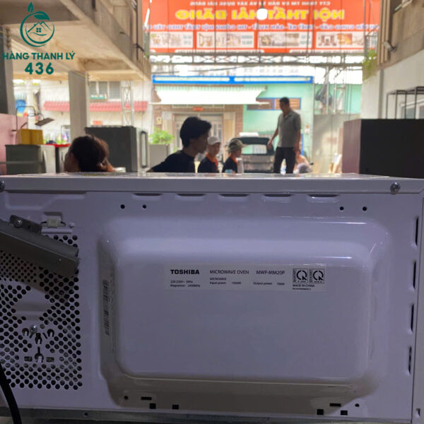 lo vi song toshiba cu ham nong thuc an nhanh chong 5