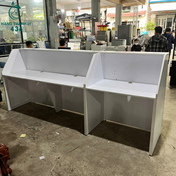 quay le tan cu 2m8x1m2 mau trang den phoi hop van soc 4