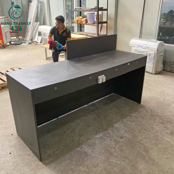 quay le tan cu mau xam dam 1m8x60cm nhieu ngan keo tien loi 5 1