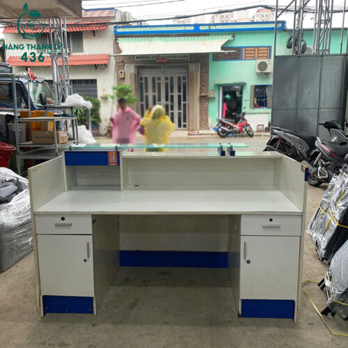 Quầy Lễ Tân Cũ 1M8X1M1 Phối Xanh Trắng Sang Trọng 2 quay le tan cu1m8x1m1 phoi xanh trang sang trong 3