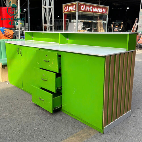 Quầy Thu Ngân Cũ 2M4X90CM Thiết Kế Màu Xanh Lá 4 quay thu ngan cu 2m4x90cm thiet ke mau xanh la 3