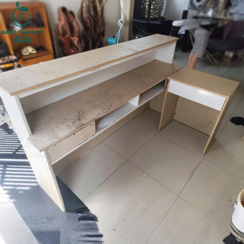 Quầy Tiếp Tân Cũ 1M82X1M02 Có Hộc Tủ Đầy Đủ 3 quay tiep tan cu 1m82x1m co hoc tu day du 1