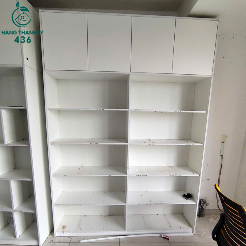 tu-ho-so-cu-2m5x1m8-nhieu-ngan-co-cua-go-mau-trang-3 Tủ Hồ Sơ Cũ 2M5X1M8 Nhiều Ngăn Có Cửa Gỗ Màu Trắng