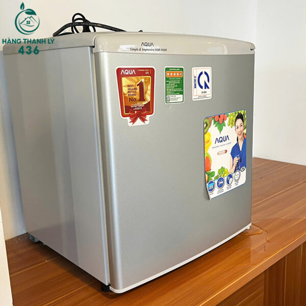 tu-lanh-cu-mini-aqua-53l-mau-bac-nho-gon-tiet-kiem-dien (1) tu lanh cu mini aqua 53l mau bac nho gon tiet kiem dien 1