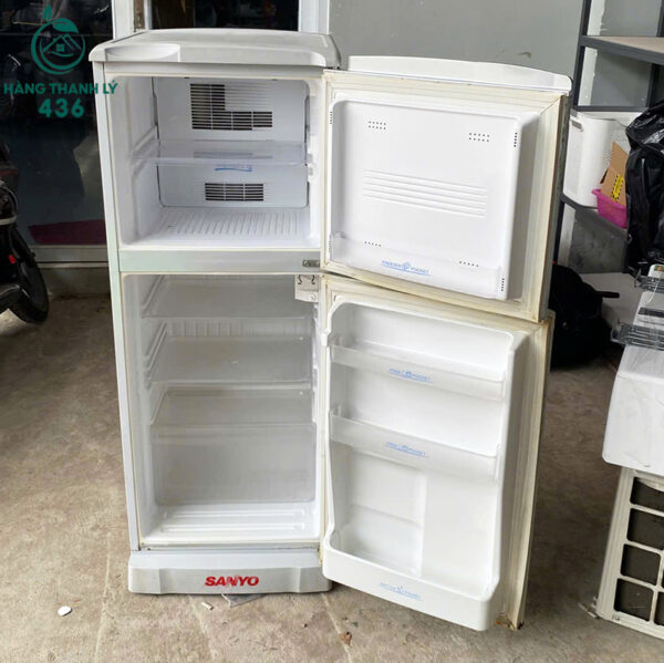 tu lanh cu sanyo 2 canh nho gon tiet kiem dien 1