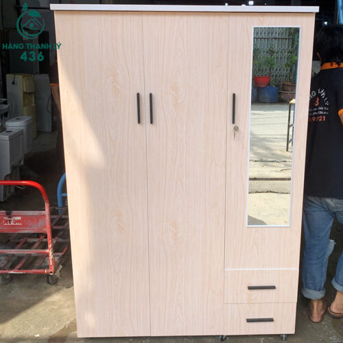 Tủ Quần Áo Cũ 1M2X1M8 3 Cánh Màu Gỗ Sáng Có Gương To Kèm Hộc