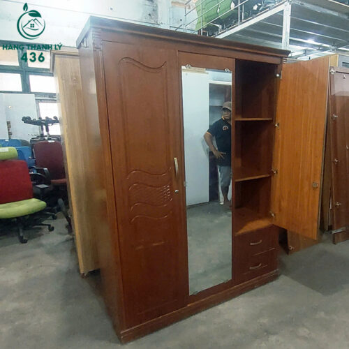 Tủ Quần Áo Cũ 1M2X2M 3 Cánh Cửa Mở Thiết Kế Có Gương Soi 4 tu quan ao cu 1m2x2m 3 canh cua mo thiet ke co guong soi 4