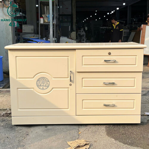 Tủ Quần Áo Cũ 1M3X80CM Màu Kem Có 1 Cánh Mở Dập Hình Trang Trí