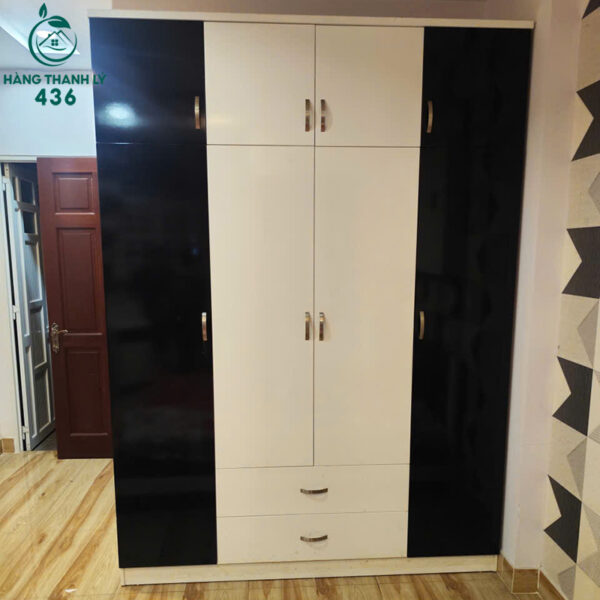 tu quan ao cu 1m8x2m4 mau den trang phoi hop sang trong 2