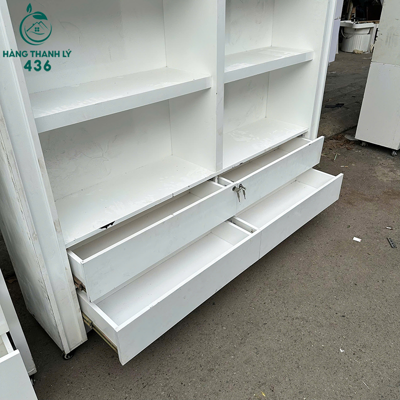 tu-trung-bay-shop-thoi-trang-cu-1m9x2m3-rong-rai-4 Tủ Trưng Bày Shop Thời Trang Cũ 1M9X2M3 Rộng Rãi