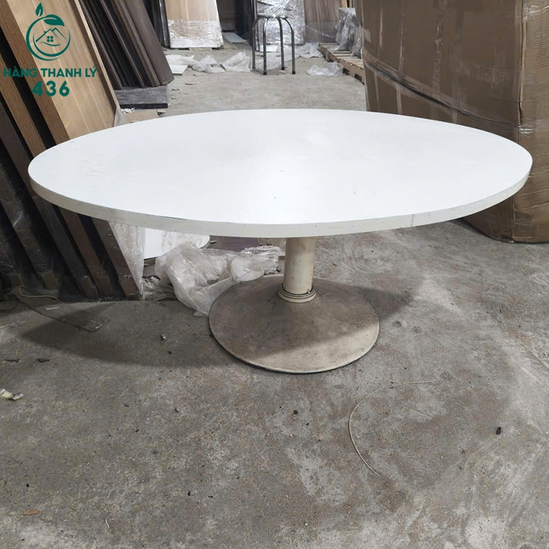 Bàn Ăn Cũ Mặt Bàn Rộng Rãi Màu Trắng ban-an-cu-mat-ban-rong-rai-mau-trang Bàn Ăn Cũ Mặt Bàn Rộng Rãi Màu Trắng