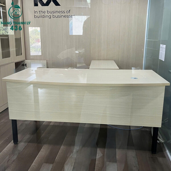 ban-giam-doc-cu-1m64x80cm-mau-van-go-sang (3) Bàn Giám Đốc Cũ 1M64X80CM Màu Vân Gỗ Sáng