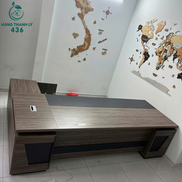 ban-giam-doc-cu-2m8x1m-thiet-ke-chu-l-kem-hoc-tu-phu (4) ban giam doc cu 2m8x1m thiet ke chu l kem hoc tu phu 4