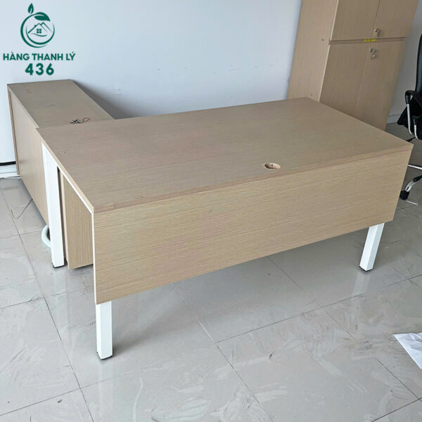 ban-giam-doc-cu-goc-l-kem-hoc-tu-phu (1) ban giam doc cu goc l kem hoc tu phu 1