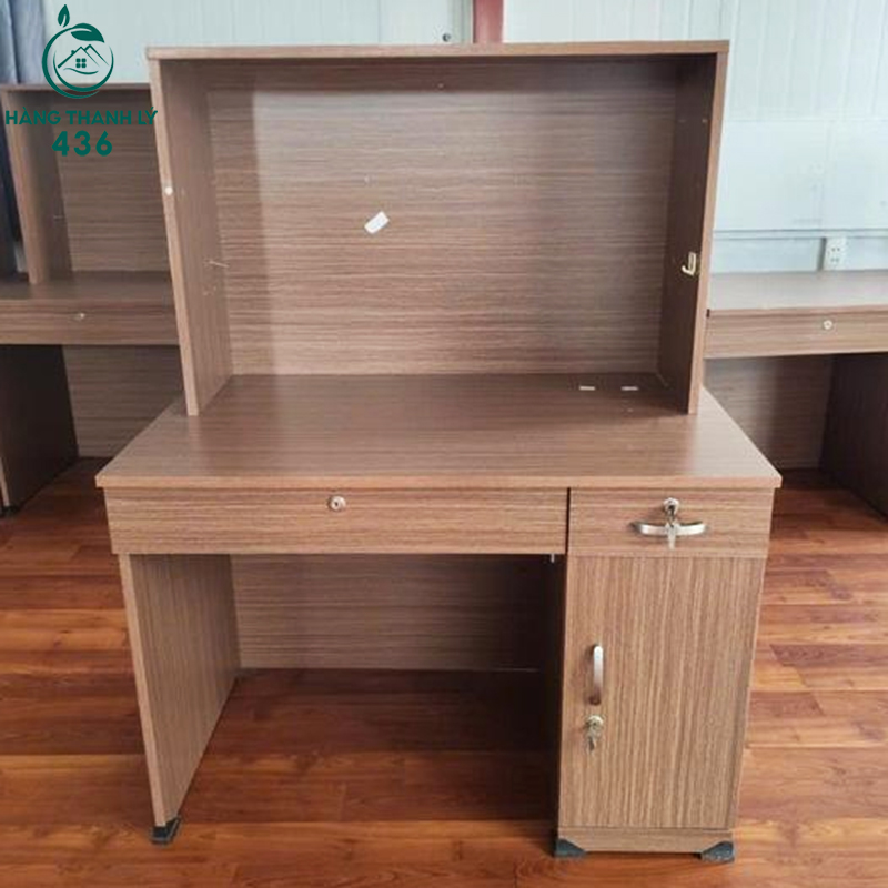 Bàn Học Sinh Cũ 1M2X1M3 Màu Nâu Kèm Kệ Tiện Lợi ban-hoc-sinh-cu-1m2x1m3-mau-nau-kem-ke-tien-loi-1 Bàn Học Sinh Cũ 1M2X1M3 Màu Nâu Kèm Kệ Tiện Lợi