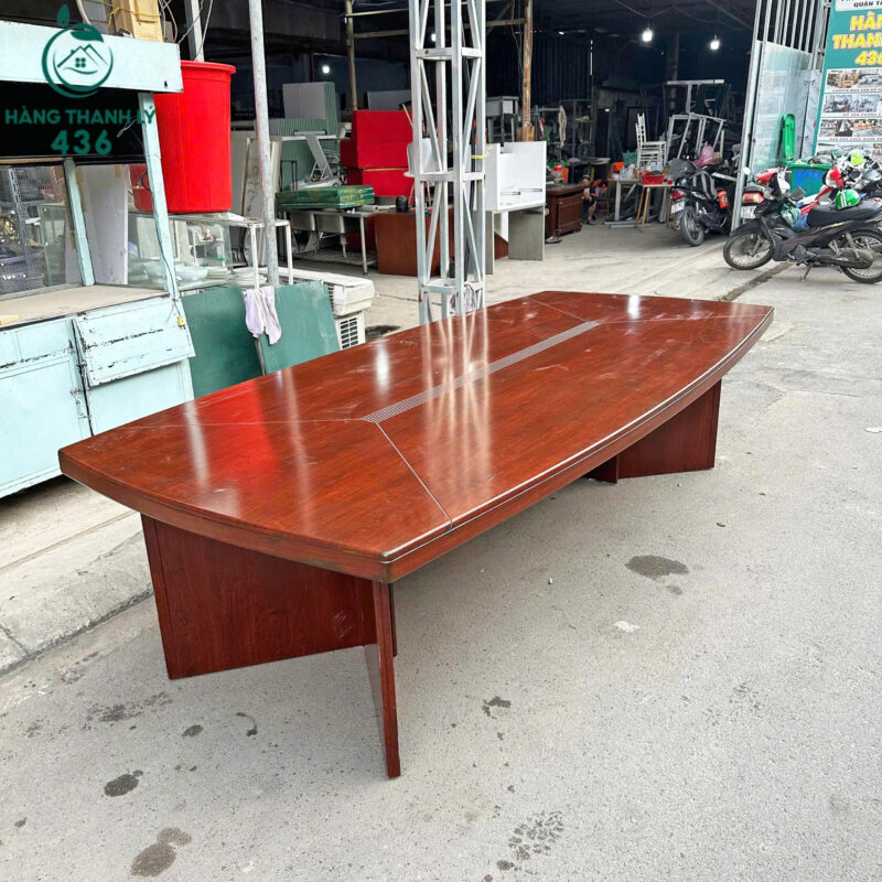 Bàn Họp Cũ 2M85X1M35X75CM Màu Nâu Đỏ Sang Trọng ban-hop-cu-2m85x1m35x75cm-mau-nau-do-sang-trong-1-800x800 Bàn Họp Cũ 2M85X1M35X75CM Màu Nâu Đỏ Sang Trọng