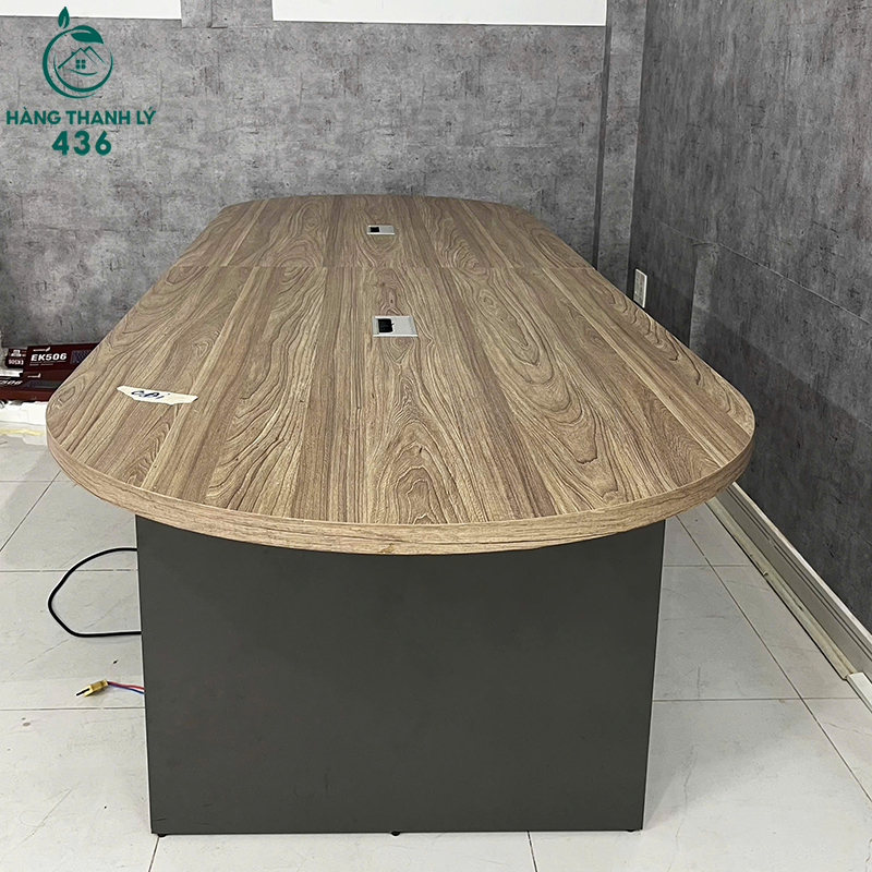 Bàn Họp Cũ 3MX1M Hình Ovan Mặt Vân Gỗ Sang Trọng ban-hop-cu-3mx1mxcao75-hinh-ovan-mat-van-go-sang-trong-1 Bàn Họp Cũ 3MX1M Hình Ovan Mặt Vân Gỗ Sang Trọng