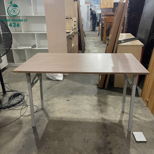 ban lam viec cu 1m2x75cm mat go chan sat gap gon 2 1