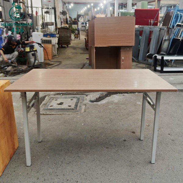 Bàn Làm Việc Cũ 1M2X75CM Mặt Gỗ Chân Sắt Gấp Gọn