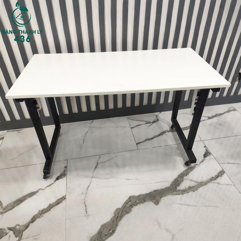 Bàn Làm Việc Cũ 1M4X70CM Mặt Gỗ Trắng Chân Sắt Màu Đen ban-lam-viec-cu-1m4x70cm-mat-go-trang-chan-sat-mau-den Bàn Làm Việc Cũ 1M4X70CM Mặt Gỗ Trắng Chân Sắt Màu Đen