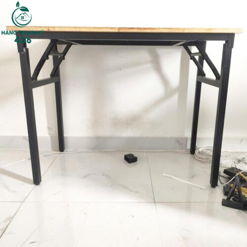 ban lam viec cu 1mx75cm gap gon tien loi 1