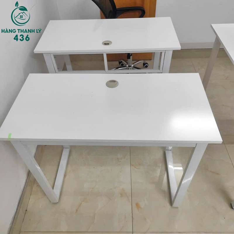 Bàn Làm Việc Cũ Mặt Trắng Có Lỗ Đi Dây Gọn Gàng ban-lam-viec-cu-mat-trang-co-lo-di-day-gon-gang-2 Bàn Làm Việc Cũ Mặt Trắng Có Lỗ Đi Dây Gọn Gàng