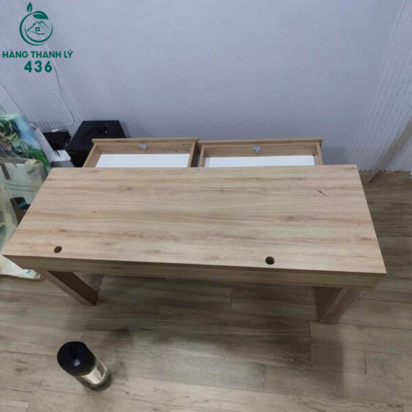 ban lam viec cu van go nau kem 2 ngan keo tien loi